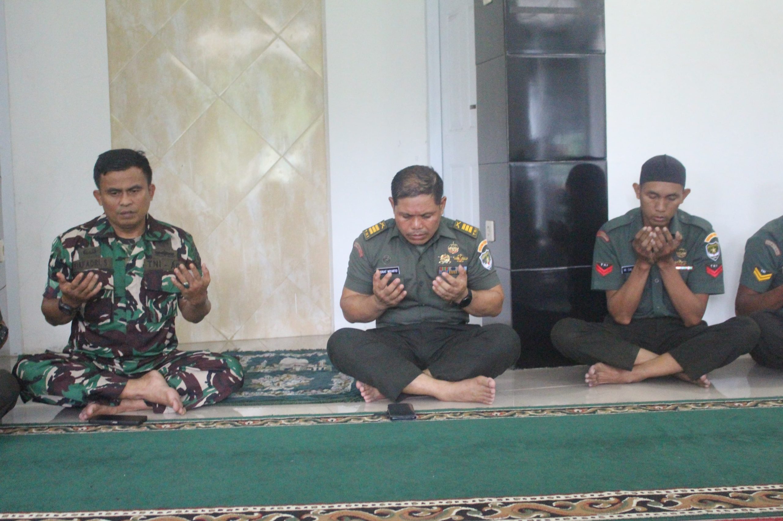 Pasi Pers kodim 0510/ Tigaraksa pimpin doa bersama
