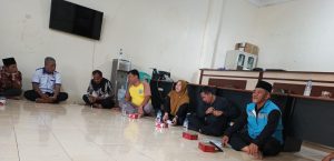 Sejumlah Warga Desa Mekarsari Cinangka kritisi penggunaan Dana BUMDES yang tidak transparan