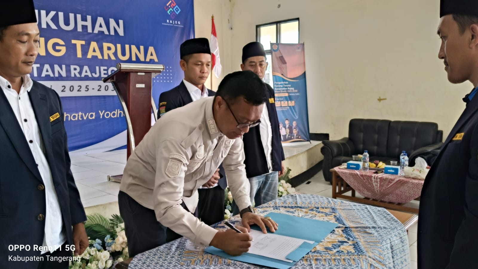 Camat Rajeg Mengukuhkan Pengurus Karang Taruna dan KNPI Kecamatan RajegTangerang