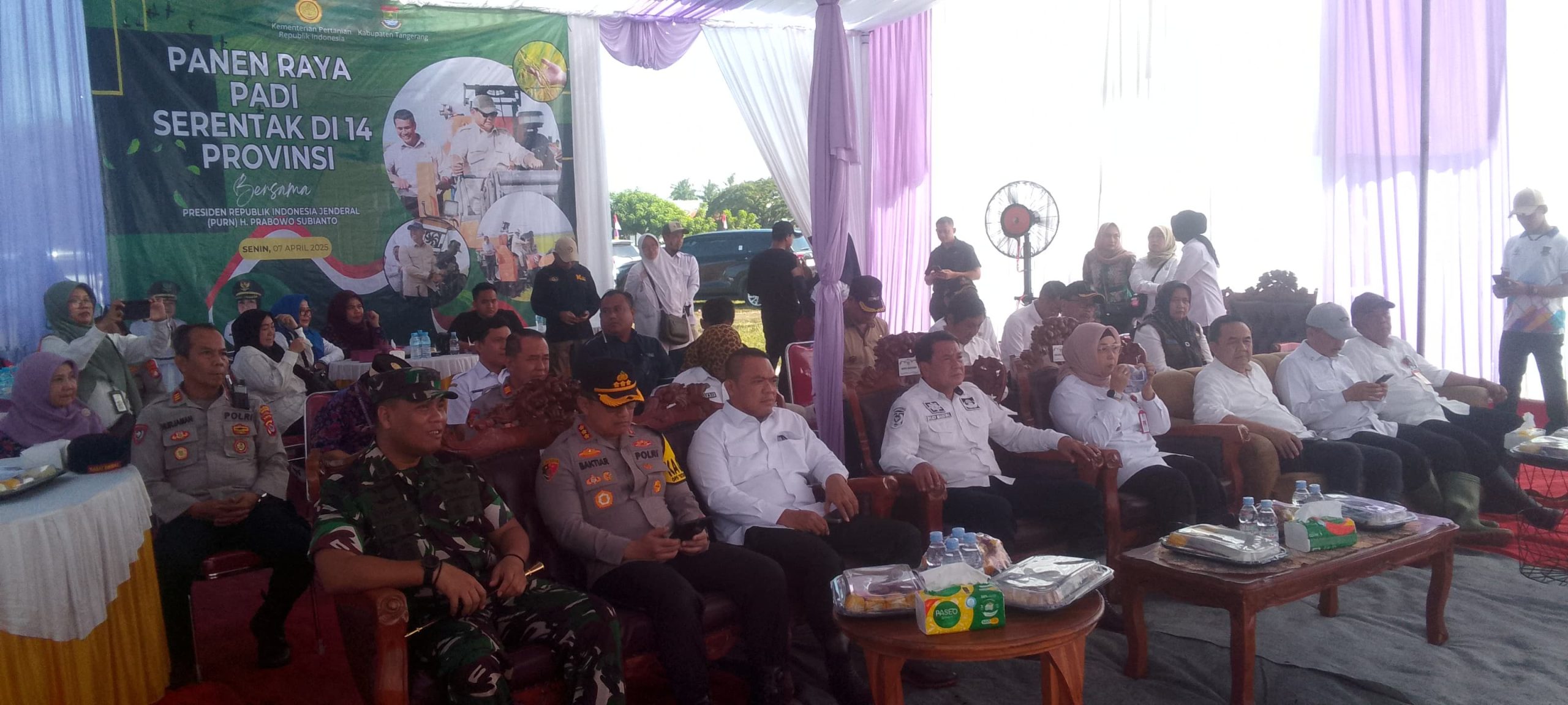 Bupati Tangerang Hadiri Kegiatan Vicon Panen Raya Serentak Bersama Presiden RI di Ketapang Mauk