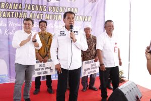 Bupati Tangerang, Hadiri Panen Jagung Pulut di Desa Kaliasin Sukamulya Bupati Tangerang, Hadiri Panen Jagung Pulut di Desa Kaliasin Sukamulya