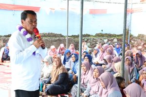 Bupati Tangerang Temui Warga Kutajaya, Bahas Pembangunan dan Penanggulangan Banjir Bupati Tangerang Temui Warga Kutajaya, Bahas Pembangunan dan Penanggulangan Banjir