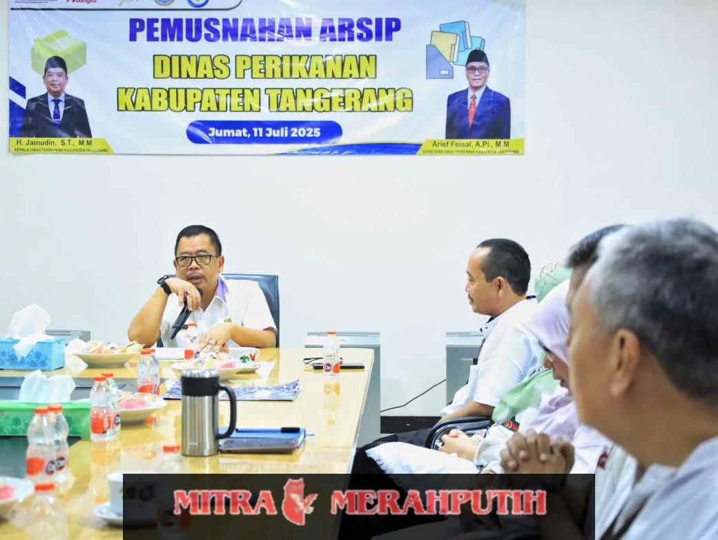 Wujudkan Tertib Arsip, Dinas Perikanan Musnahkan 141 Arsip Kadaluarsa