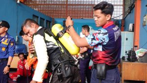 Perkuat Tim Tanggap Darurat UBP Lontar Bersama BPBD Kabupaten TangerangAdakan Pelatihan Fire Drill And Rescue Perkuat Tim Tanggap Darurat UBP Lontar Bersama BPBD Kabupaten TangerangAdakan Pelatihan Fire Drill And Rescue