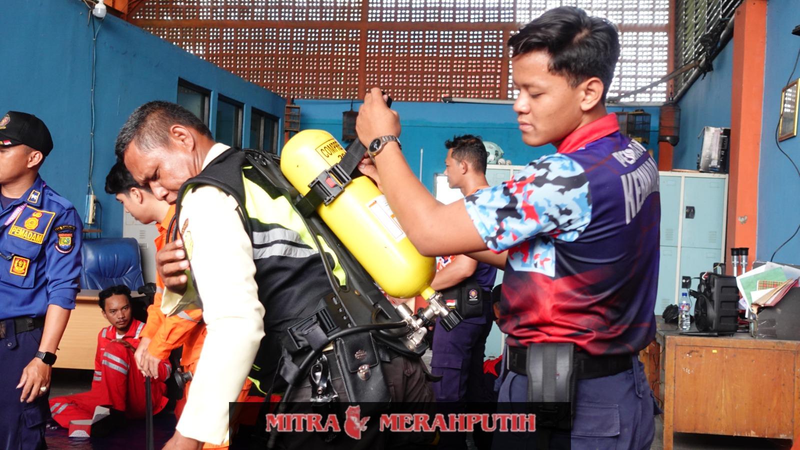 Perkuat Tim Tanggap Darurat UBP Lontar Bersama BPBD Kabupaten TangerangAdakan Pelatihan Fire Drill And Rescue
