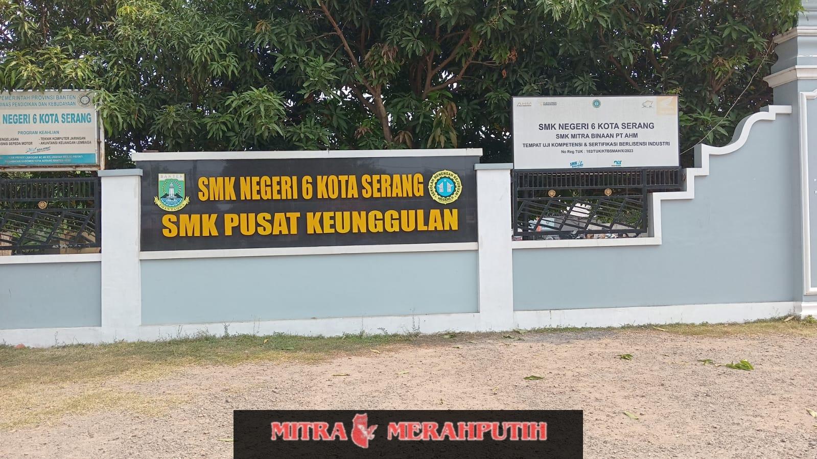 Kepala Sekolah SMKN 6 Kota Serang, Menghindari Media