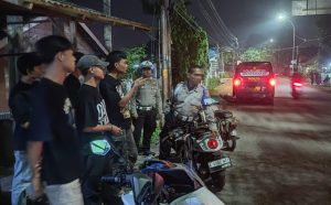 Polsek Kronjo Gelar Patroli BABACAKAN, Cegah Tawuran dan Balap Liar di Wilayah Hukum Kronjo Polsek Kronjo Gelar Patroli BABACAKAN, Cegah Tawuran dan Balap Liar di Wilayah Hukum Kronjo