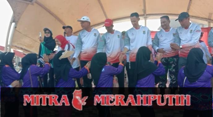 Meriahkan HUT RI Ke – 80 Camat Sepatan Adakan Lomba Jalan Sehat