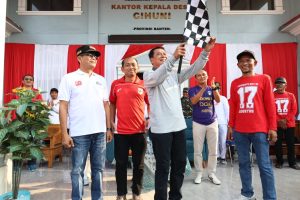 Bupati Tangerang Hadiri Puncak Peryaan HUT ke-80 RI di Desa Cihuni Bupati Tangerang Hadiri Puncak Peryaan HUT ke-80 RI di Desa Cihuni