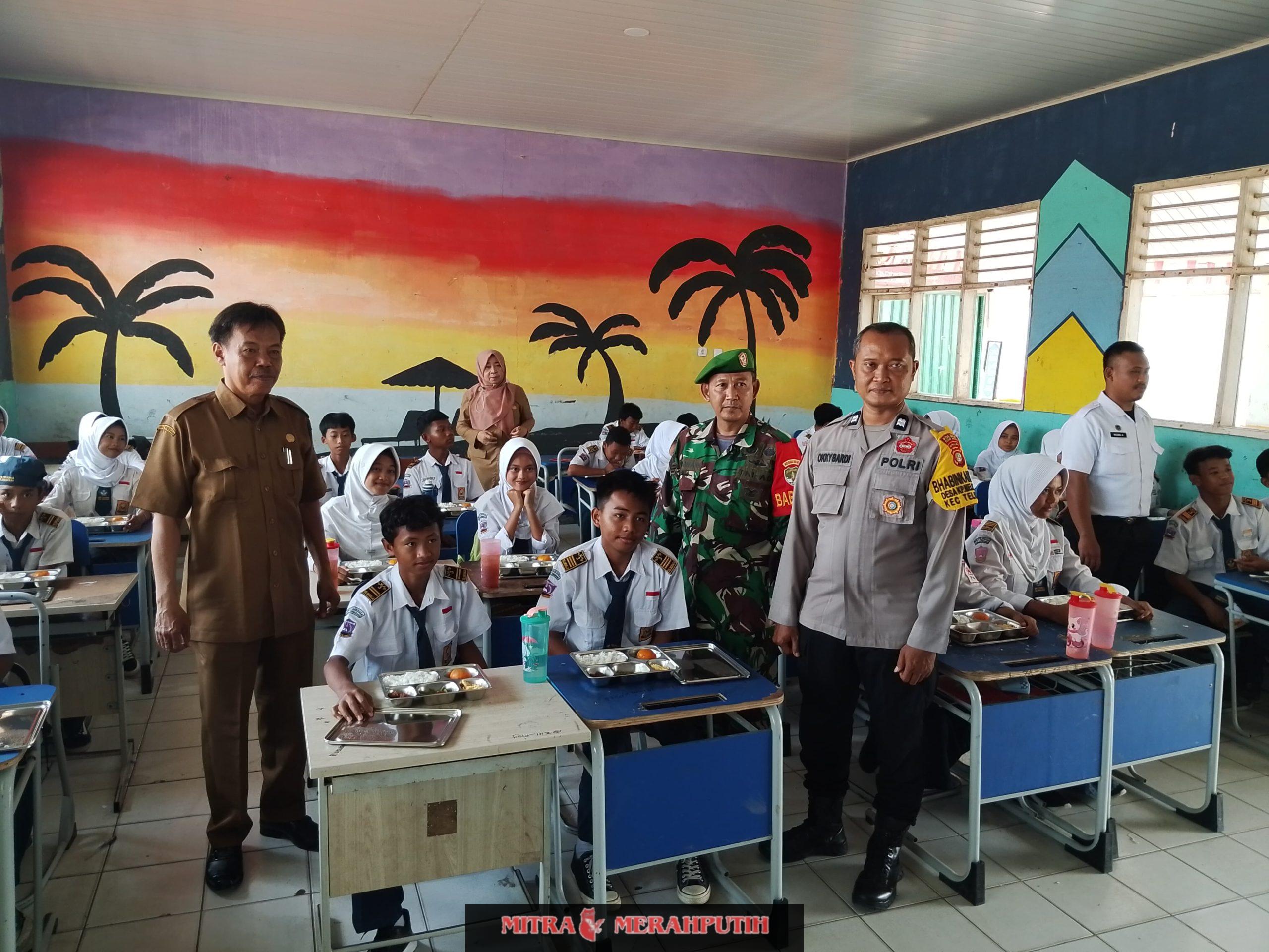 Koramil 01/Teluknaga Dan Polsek Teluknaga Monitoring Pendistribusian Program Makan Gizi Gratis
