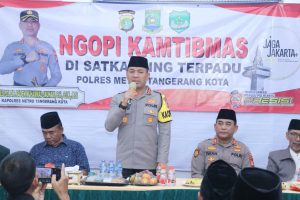 Ngopi Kamtibmas, Kapolres Tangerang Kota Ajak Warga Perkuat Satkamling Ngopi Kamtibmas, Kapolres Tangerang Kota Ajak Warga Perkuat Satkamling