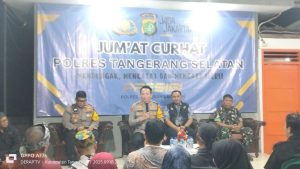 TNI-Polri Bersatu, Jumat Curhat, Sarana Perkuat Peran Penting Siskamling
