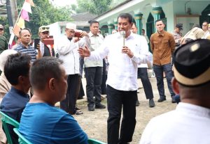 Bupati Tangerang Bersama Gubernur Banten Tinjau Lokasi Banjir di Perumahan Permata 2 Balaraja Bupati Tangerang Bersama Gubernur Banten Tinjau Lokasi Banjir di Perumahan Permata 2 Balaraja