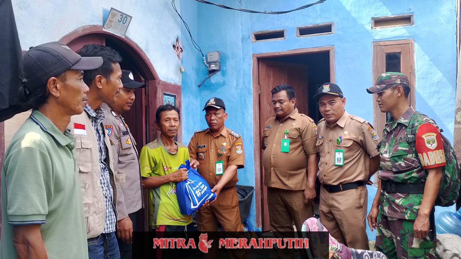 Gerak Cepat Lurah Dan Sekel Pakuhaji Kunjungi Rumah Warga Korban Angin Puting Beliung