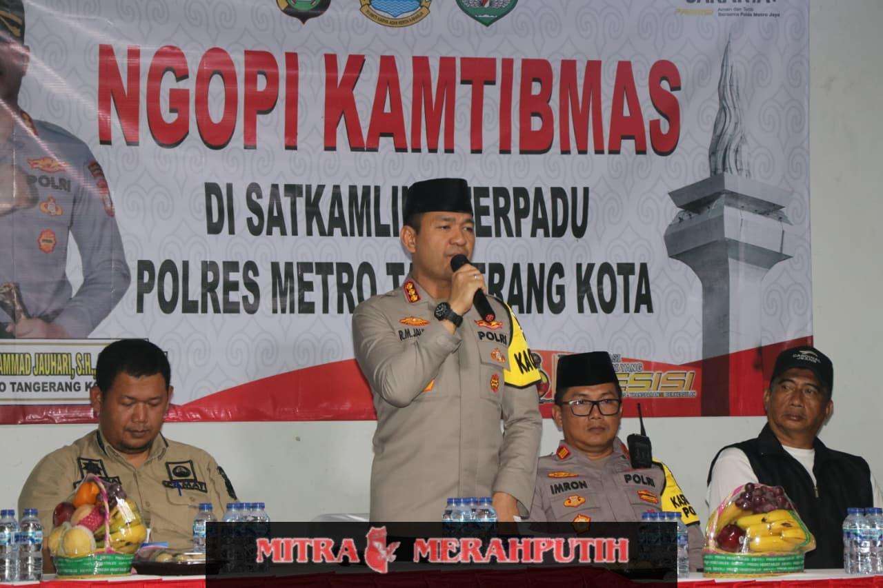 Ngopi Kamtibmas, Kapolres Metro Tangerang Kota Dekatkan Polisi dengan Warga Neglasari