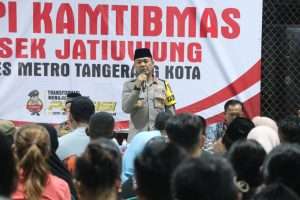 KAPOLRES METRO TANGERANG KOTA GELAR NGOPI KAMTIBMAS DI PERUMAHAN GRAND DUTA CLUSTER DOLOMITE
