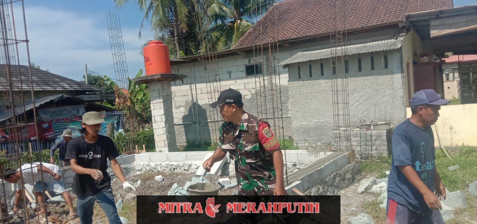 Dukung Pembangunan Tempat Ibadah, TNI Bersama Rakyat Bangun Pondasi Majlis