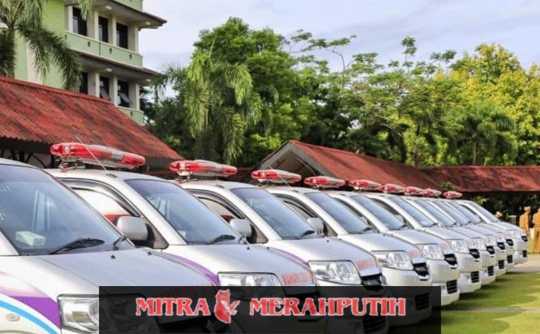 Bupati Tangerang Serahkan 28 Mobil Ambulans Puskesmas Keliling untuk Kelurahan