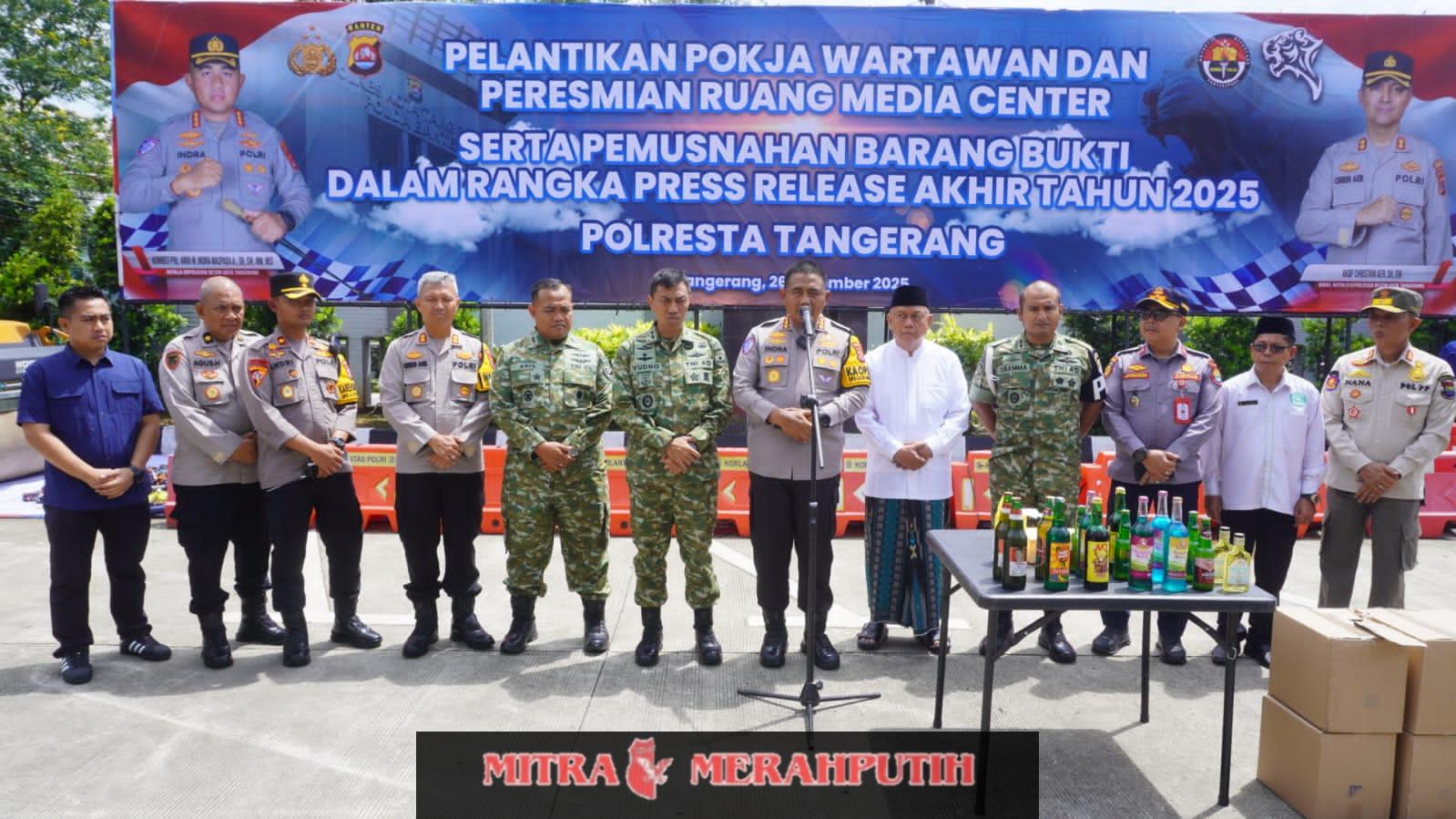 TNI AD Perkuat Pengamanan Wilayah Akhir Tahun, Dandim 0510/Tigaraksa Hadiri Press Release Akhir Tahun Polresta Tangerang