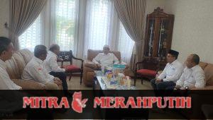 Jelang HPN 2026, SMSI Banten Sowan dan Mohon Doa Restu kepada Tokoh Pendiri Banten KH Embay Mulya Syarief Jelang HPN 2026, SMSI Banten Sowan dan Mohon Doa Restu kepada Tokoh Pendiri Banten KH Embay Mulya Syarief