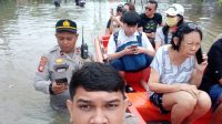 Banjir Rendam Perumahan Duta Bandara Permai, Polres Metro Tangerang Kota Dirikan Posko Pengungsian