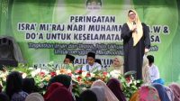 Wabup Intan Hadiri Isra Mi’raj, Ajak Masyarakat Perkuat Keimanan dan ketakwaan Serta Meneladani kesabaran dan keikhlasan Nabi Muhammad SAW Wabup Intan Hadiri Isra Mi’raj, Ajak Masyarakat Perkuat Keimanan dan ketakwaan Serta Meneladani kesabaran dan keikhlasan Nabi Muhammad SAW