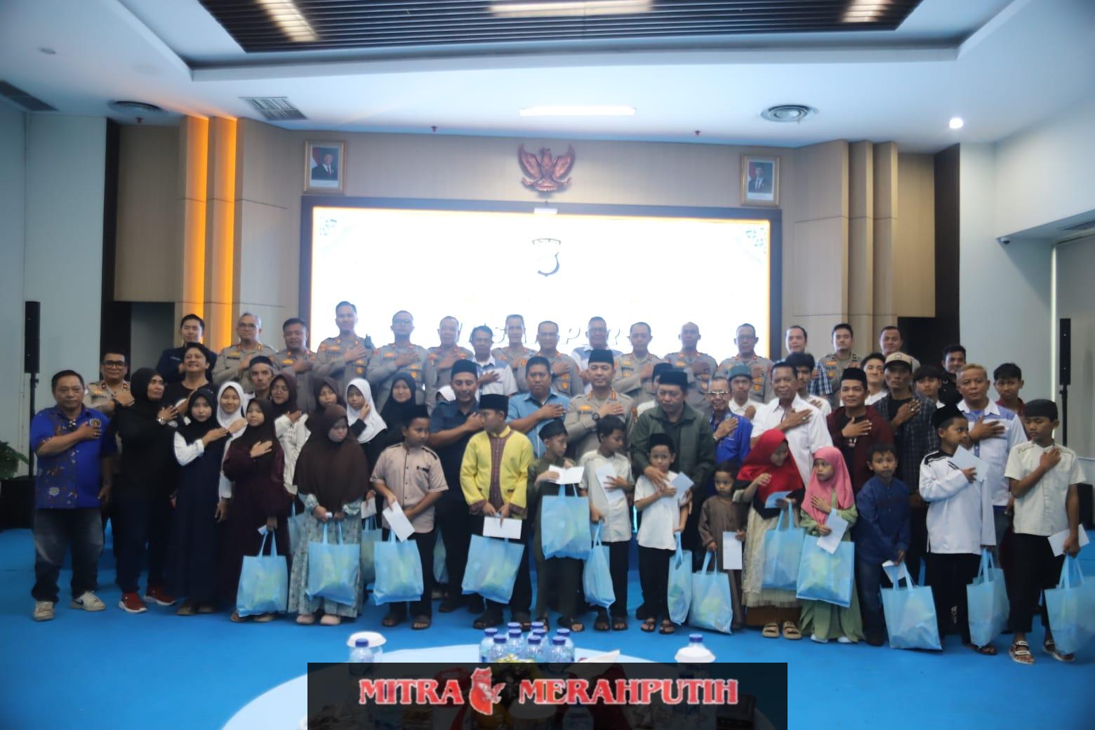 Perkuat Sinergi, Kapolres Tangerang Kota Buka Puasa Bersama Insan Pers dan Santuni Anak Yatim