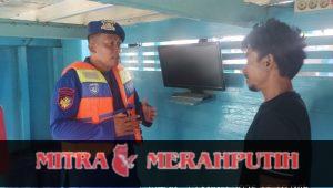 Polairud Polresta Tangerang Patroli di Perairan PLTU III Banten, Periksa Kapal Angkut Barang Polairud Polresta Tangerang Patroli di Perairan PLTU III Banten, Periksa Kapal Angkut Barang