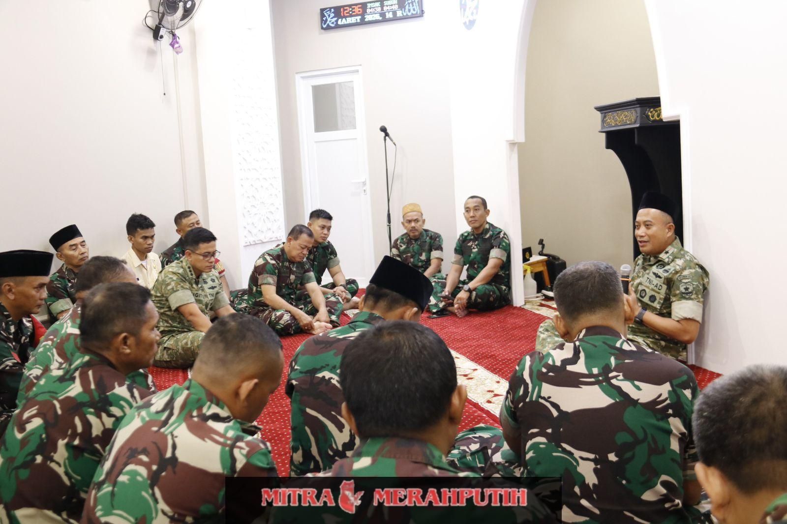 Safari Ramadhan di Kodim 0503/JB, Danrem 052/WKR Ajak Prajurit Tingkatkan Iman dan Integritas