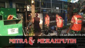 Koramil 02/Batuceper Bersama Warga Bersihkan Tumpukan Sampah di Jurumudi Koramil 02/Batuceper Bersama Warga Bersihkan Tumpukan Sampah di Jurumudi