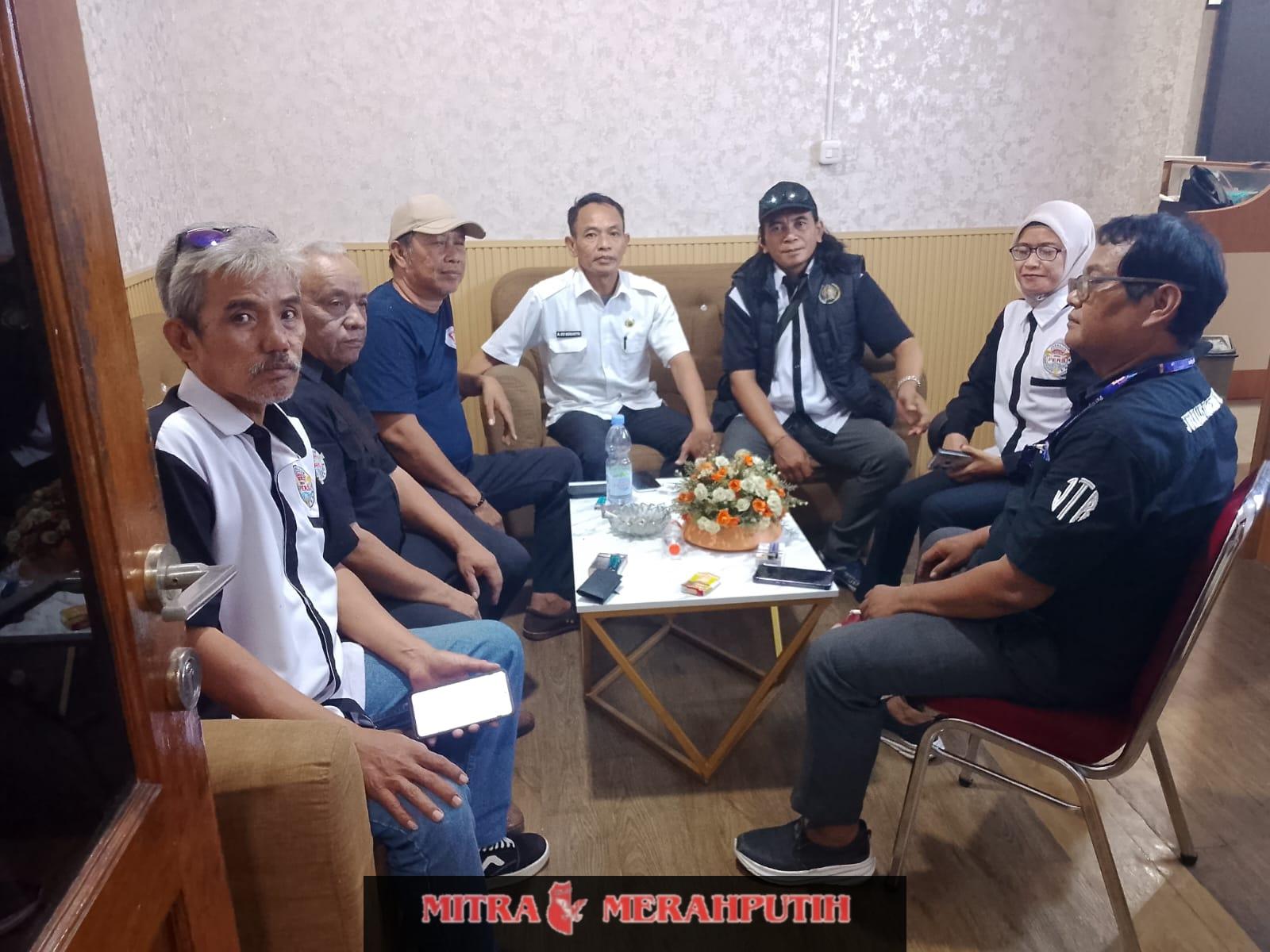 JTR Klarifikasi ke Dinas DPMPD Kabupaten Tangerang, Terkait Dugaan Nepotisme di Desa Buaran Bambu Pakuhaji