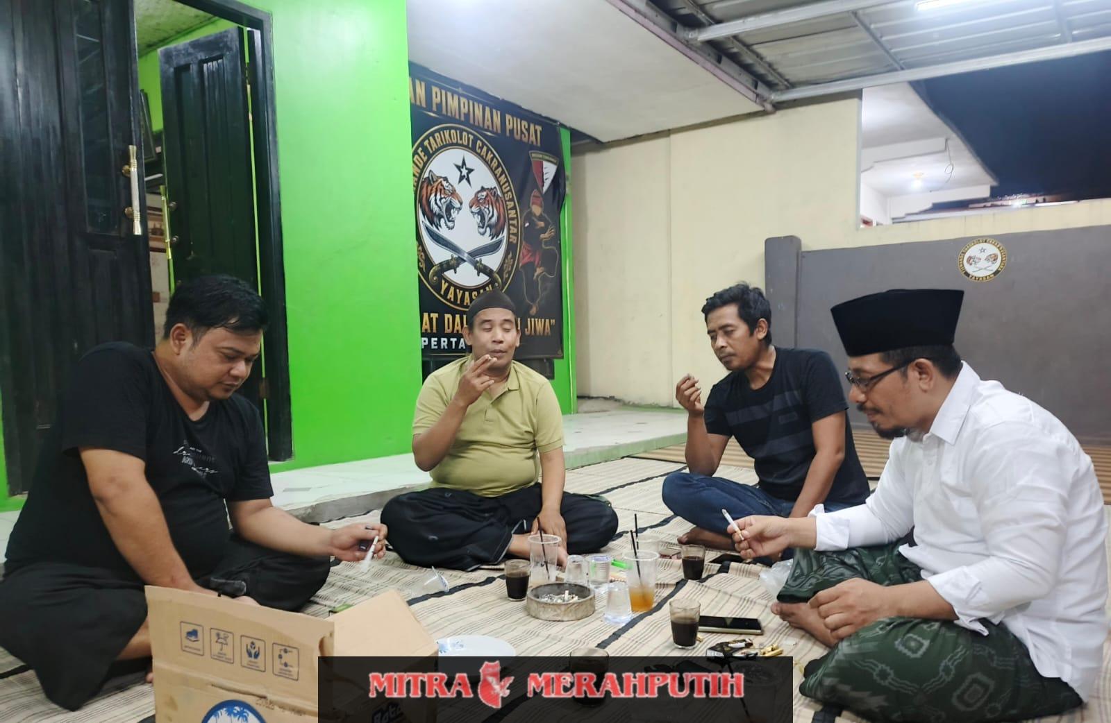 Sekjen DPP Yayasan Tjimande Tarikolot Cakra Nusantara Kunjungi Padepokan Pusat di Balaraja, Perkuat Silaturahmi Antar Jajaran