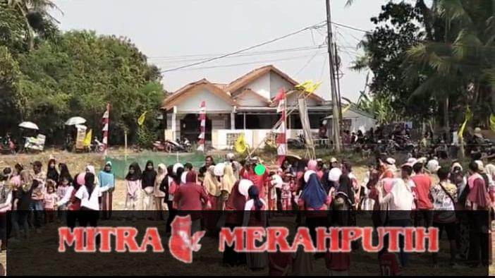 Menyambut HUT RI ke – 81 Tahun, Warga Kampung Pengarengan Rajeg Antusias Ikut Perlombaan dengan Khidmat Menyambut HUT RI ke – 81 Tahun, Warga Kampung Pengarengan Rajeg Antusias Ikut Perlombaan dengan Khidmat