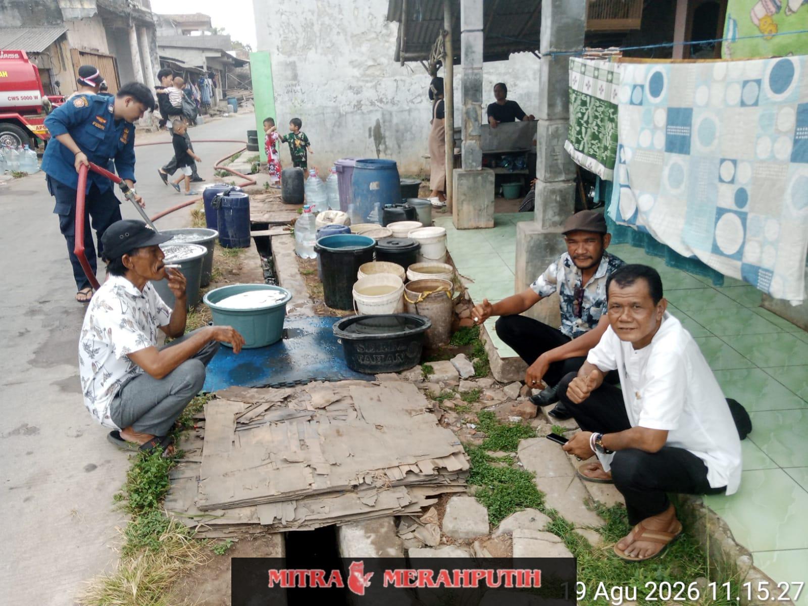 Pemerintah Desa Pangarengan Salurkan Program Air Bersih untuk Warga