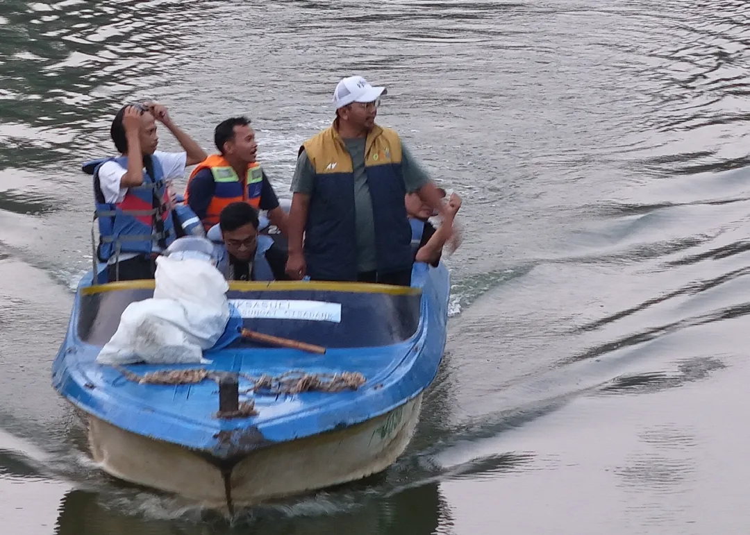 Aktivis Peduli Sungai Tolak Gagasan Menteri PKP Bangun Rumah Susun Diatas Sungai: Ide Konyol! Aktivis Peduli Sungai Tolak Gagasan Menteri PKP Bangun Rumah Susun Diatas Sungai: Ide Konyol!