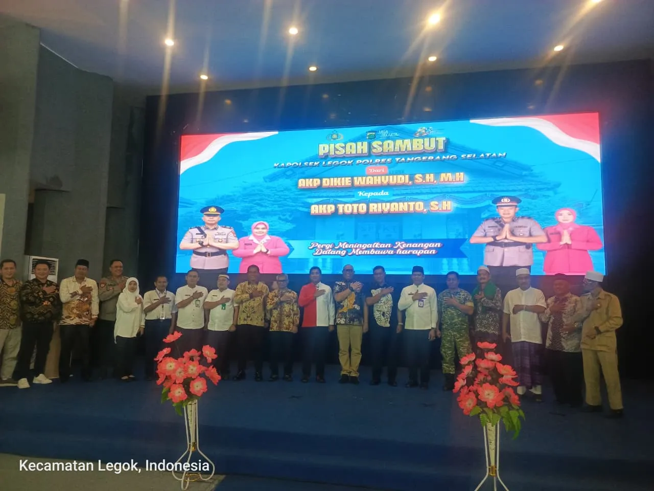 Pisah Sambut Kapolsek Legok Polres Tangerang Selatan, AKP Dikie Wahyudi Digantikan AKP Toto Riyanto Pisah Sambut Kapolsek Legok Polres Tangerang Selatan, AKP Dikie Wahyudi Digantikan AKP Toto Riyanto