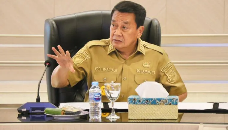 Bupati Imbau Warga Gunakan Masker Antispasi Sebaran Abu Vulkanik Gunung Anak Krakatau