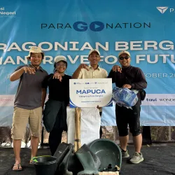 Dedikasi Untuk Negeri, Mangrove For Future,Bersama PT Paragon Corp dan MAPUCA Pulo CangkirTanam 2000 Mangrove melalui kampanye Paragonian Bergerak di Pulau Cangkir Kronjo